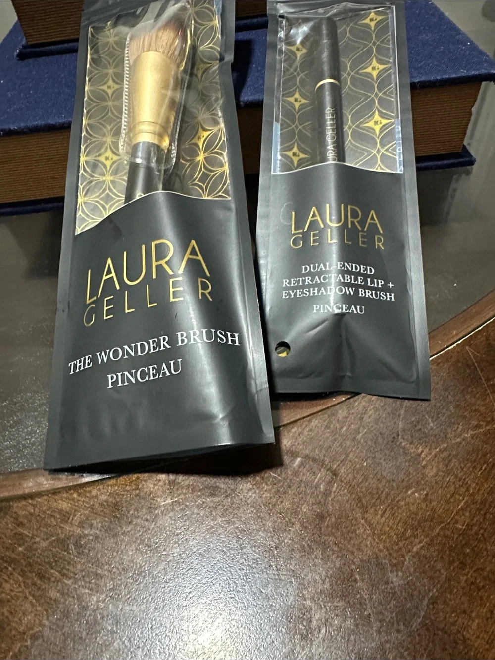 Laura Geller Black and Gold Retractable Makeup Brush Set